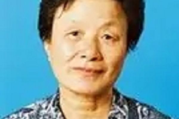 張金英(泰山醫學院附屬醫院副主任醫師) 張金英(泰山醫學院附屬醫院副主任醫師)