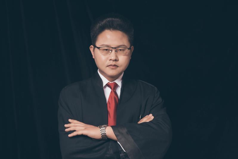 周忠平(雲南毅卓律師事務所負責人) 周忠平(雲南毅卓律師事務所負責人)