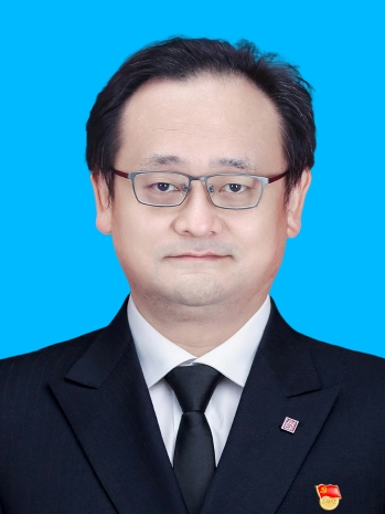 周柯(雲南省昆明市西山區交通運輸綜合服務中心主任) 周柯(雲南省昆明市西山區交通運輸綜合服務中心主任)
