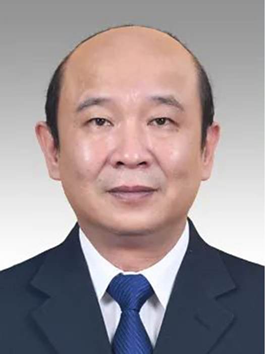 崔勇(上海體育大學黨委副書記、紀委書記) 崔勇(上海體育大學黨委副書記、紀委書記)