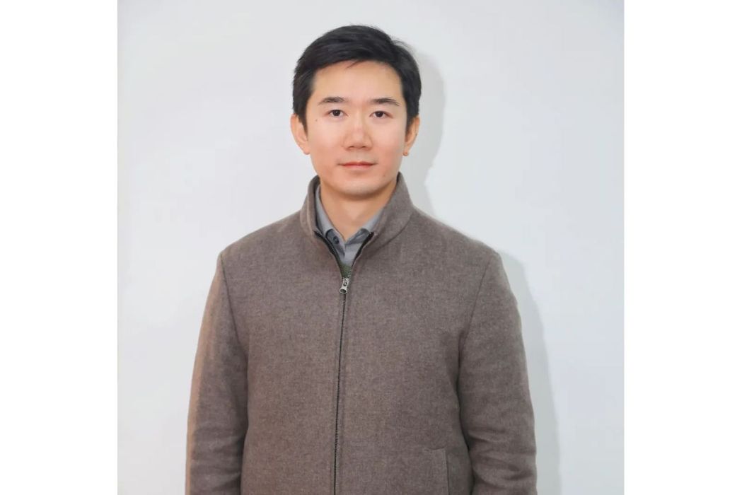 鐘林(江西省舞蹈家協會副主席、秘書長) 鐘林(江西省舞蹈家協會副主席、秘書長)