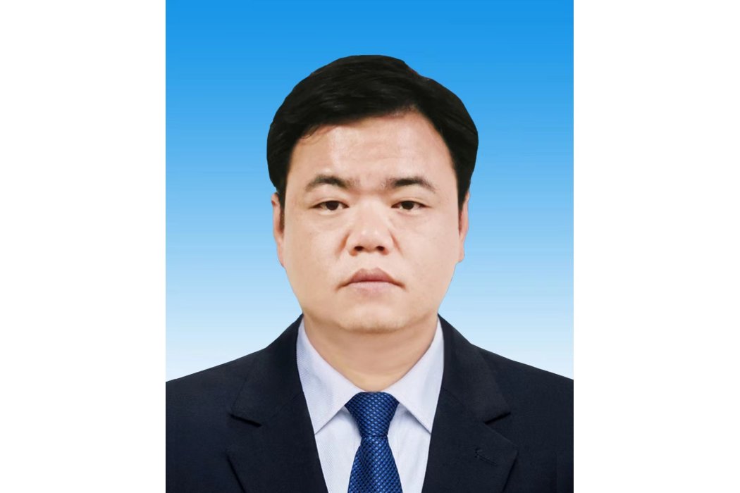 黃鵬(新疆維吾爾自治區博州溫泉縣黨委常委、副縣長) 黃鵬(新疆維吾爾自治區博州溫泉縣黨委常委、副縣長)