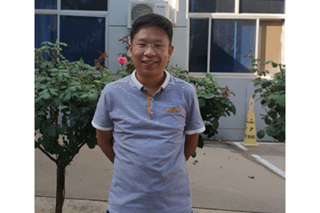 張永華(河北科技大學文法學院講師) 張永華(河北科技大學文法學院講師)