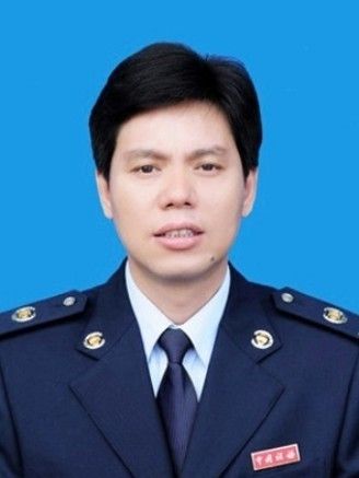 王方紅(國家稅務總局上饒市信州區稅務局黨委書記、局長,四級高級主辦) 王方紅(國家稅務總局上饒市信州區稅務局黨委書記、局長,四級高級主辦)