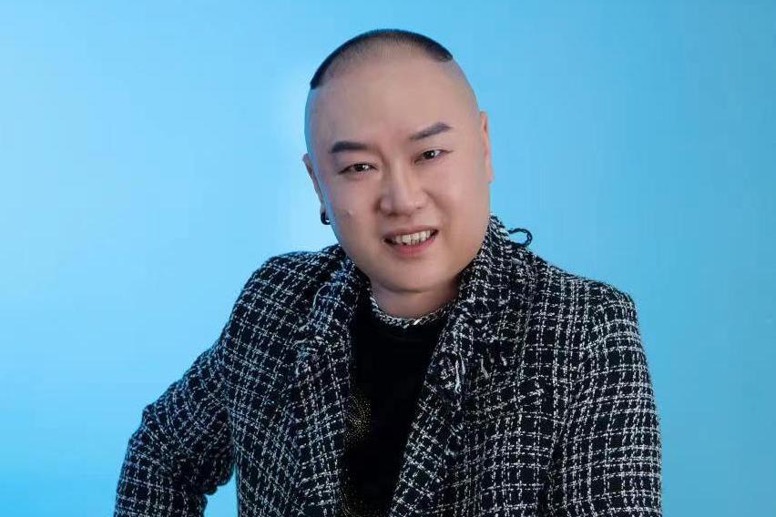 康民(中國內地男演員、導演) 康民(中國內地男演員、導演)