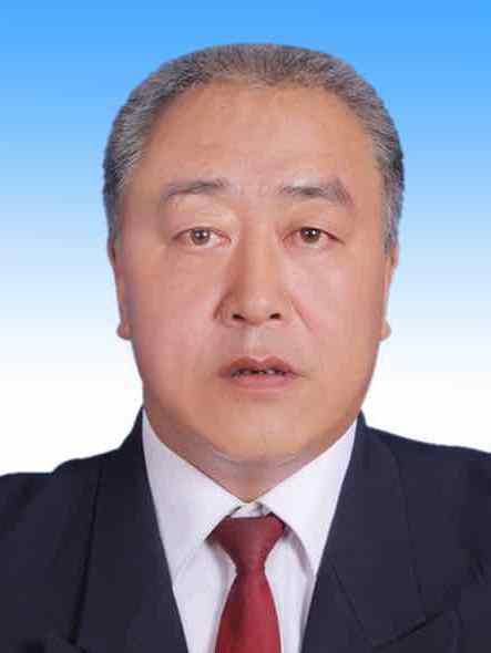 武勃(錫林郭勒盟醫療保障局黨組成員、副局長) 武勃(錫林郭勒盟醫療保障局黨組成員、副局長)