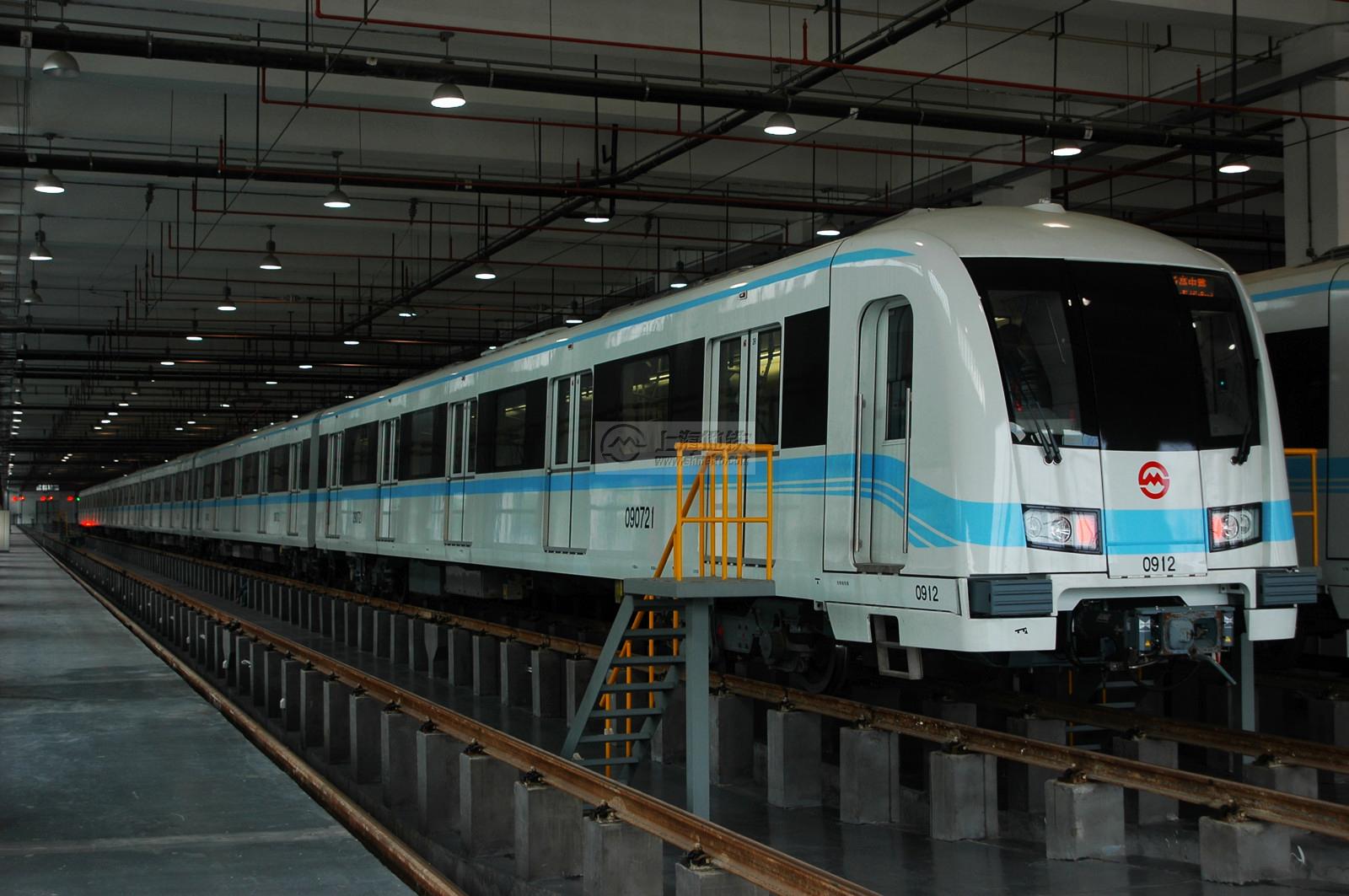 上海捷運9號線首列第二批到貨車輛0912號車