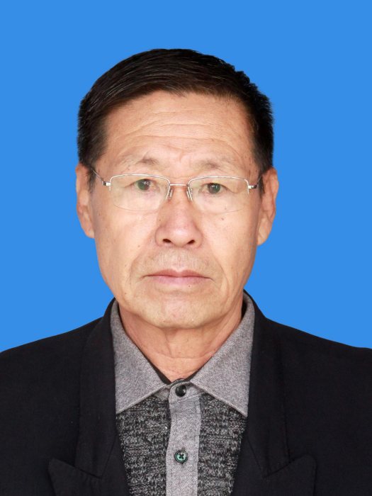 陳學春(承德市雙橋區牛圈子溝鎮新園社區居民) 陳學春(承德市雙橋區牛圈子溝鎮新園社區居民)