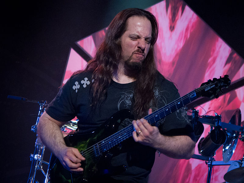 2012年的John Petrucci