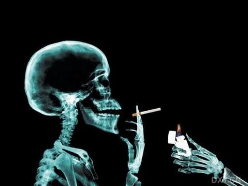 吸菸有害健康