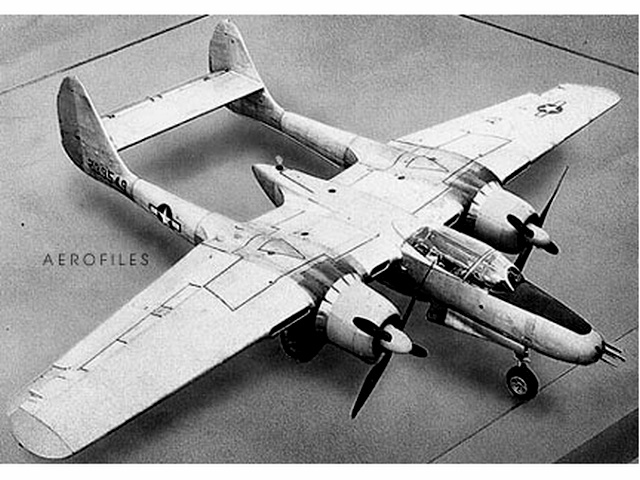 XP-61E戰鬥機