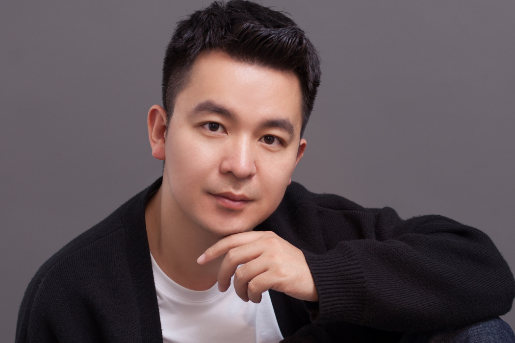 徐才國(香港草根設計創始人,浙江草根裝飾設計創始人) 徐才國(香港草根設計創始人,浙江草根裝飾設計創始人)