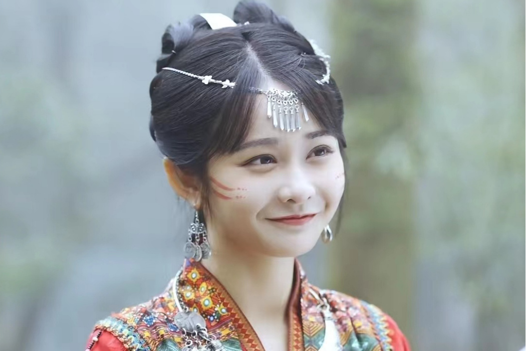 阿瑤(古風短劇《山深有霧濃》中的角色) 阿瑤(古風短劇《山深有霧濃》中的角色)