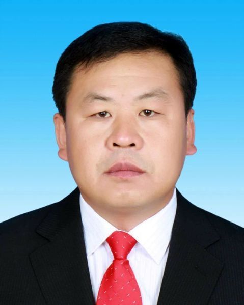 梁斌(內蒙古自治區烏海市農牧局黨組成員、副局長,三級調研員) 梁斌(內蒙古自治區烏海市農牧局黨組成員、副局長,三級調研員)