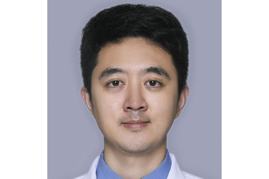 李宇(四川大學華西口腔醫院正畸科教授、博士生導師) 李宇(四川大學華西口腔醫院正畸科教授、博士生導師)