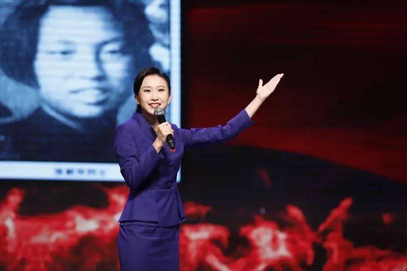 張辰(江西師範大學音樂學院學生) 張辰(江西師範大學音樂學院學生)