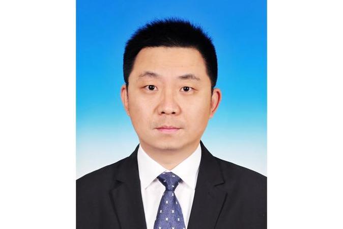 盧偉(浙江省寧波市鎮海區澥浦鎮人民政府黨委書記) 盧偉(浙江省寧波市鎮海區澥浦鎮人民政府黨委書記)
