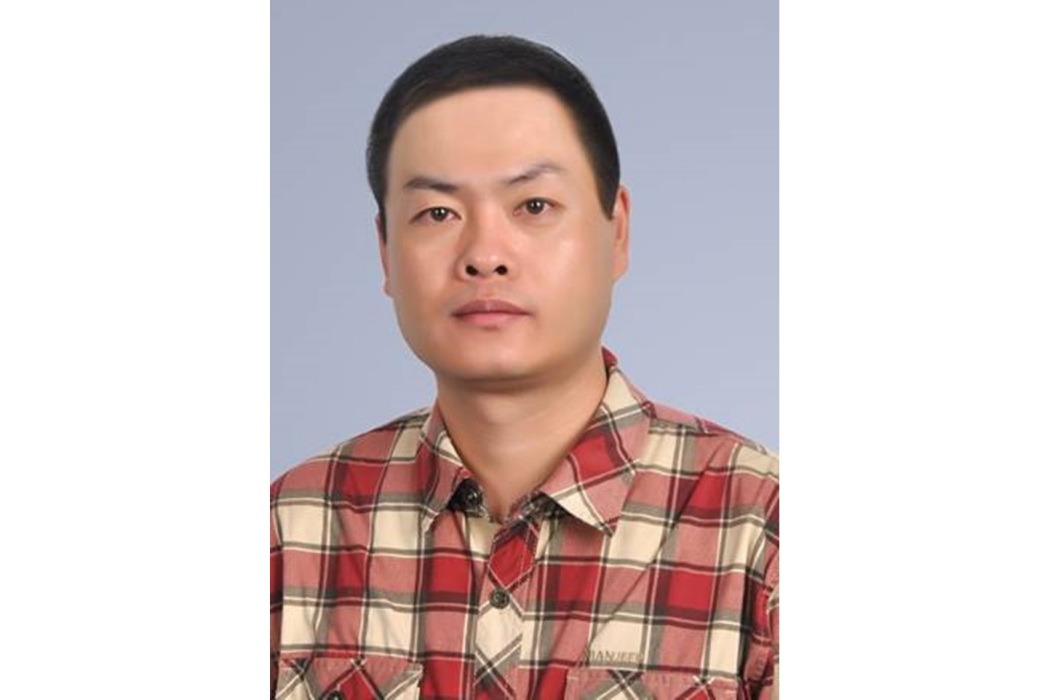 馬文斌(內蒙古農業大學理學院副教授) 馬文斌(內蒙古農業大學理學院副教授)