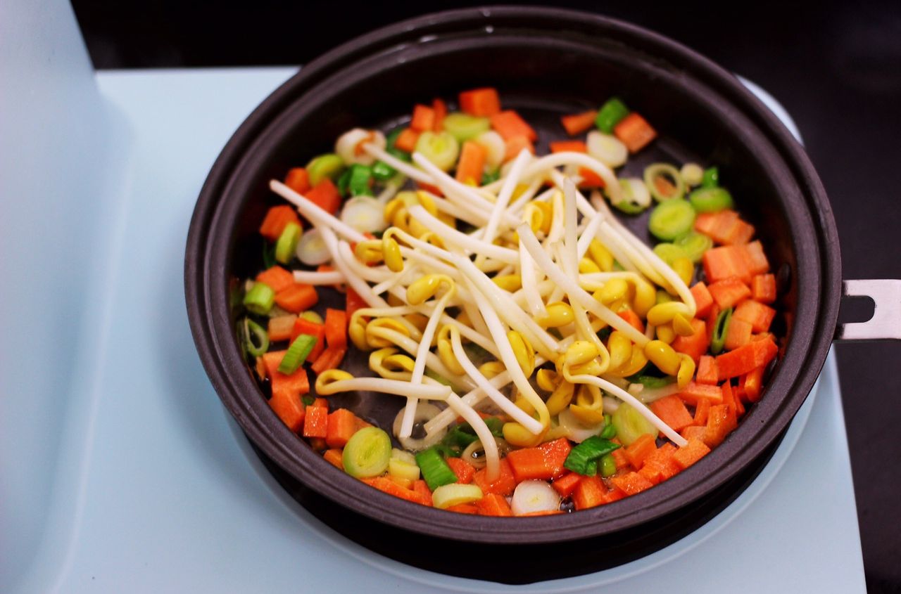 黃豆芽炒飯 黃豆芽炒飯