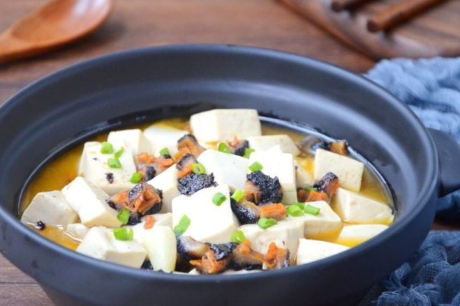 海參豆腐煲 海參豆腐煲