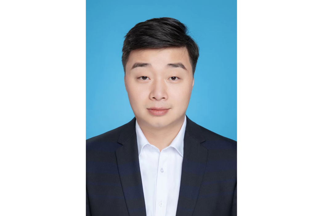 張韶華(江蘇瑞祥科技集團有限公司助理總裁) 張韶華(江蘇瑞祥科技集團有限公司助理總裁)