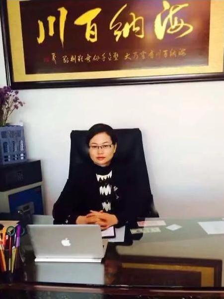 周曉麗(重慶市嘉優庭家居有限公司董事長) 周曉麗(重慶市嘉優庭家居有限公司董事長)
