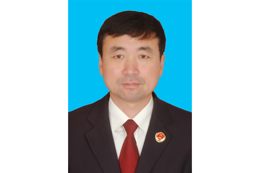 李文波(吉林省紅石林區人民檢察院黨組成員、副檢察長) 李文波(吉林省紅石林區人民檢察院黨組成員、副檢察長)