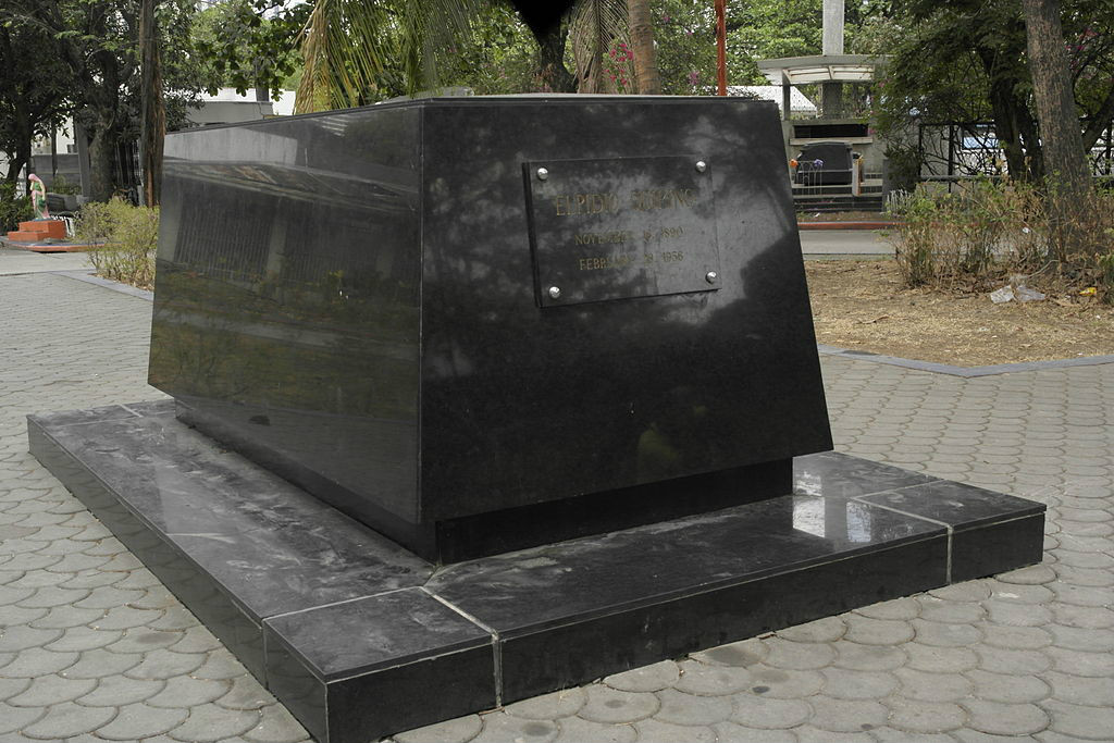 埃爾皮迪奧·基里諾之墓。