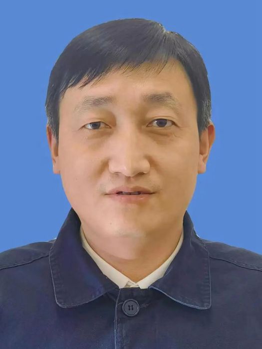 喬海軍(陝西煤業化工集團小保當礦業有限公司電工) 喬海軍(陝西煤業化工集團小保當礦業有限公司電工)
