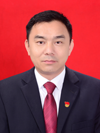 劉毅(沅陵縣沅陵鎮人民政府黨委副書記、鎮長) 劉毅(沅陵縣沅陵鎮人民政府黨委副書記、鎮長)