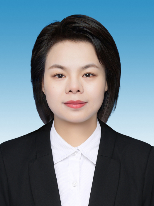 陳秋平(廣東省梅州市五華縣醫療保障局局長) 陳秋平(廣東省梅州市五華縣醫療保障局局長)