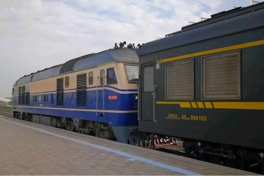 7556/7557次列車 7556/7557次列車