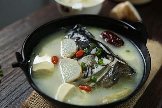 三菇燉魚頭 三菇燉魚頭