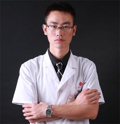 程軍(上海伊萊美醫療美容醫院執業醫師)