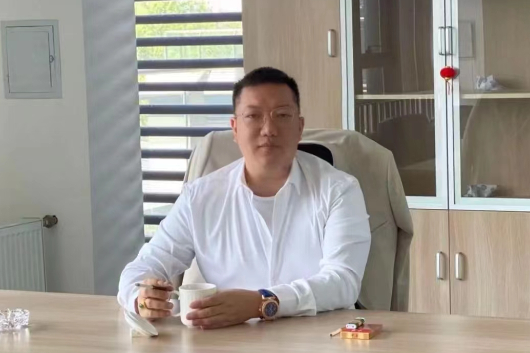 丁明(鯨靈科技股份有限公司董事) 丁明(鯨靈科技股份有限公司董事)