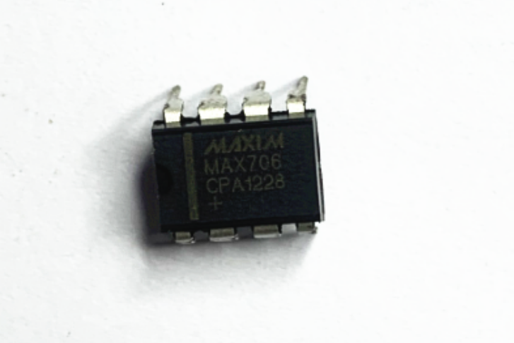 max706 max706