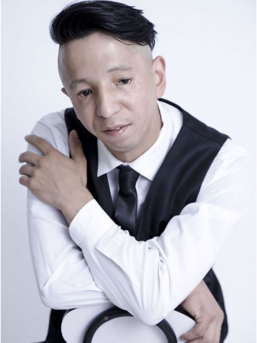 張鳳君(中國內地影視男演員) 張鳳君(中國內地影視男演員)