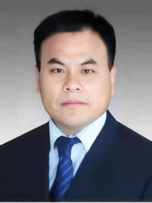 張富文(山東省臨沂市費縣發展和改革局黨組書記、局長) 張富文(山東省臨沂市費縣發展和改革局黨組書記、局長)