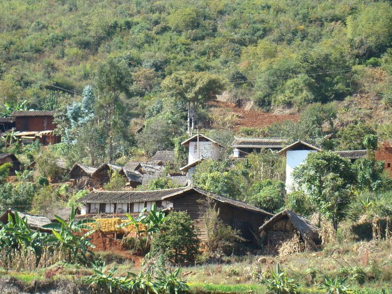 東岩腳村 東岩腳村