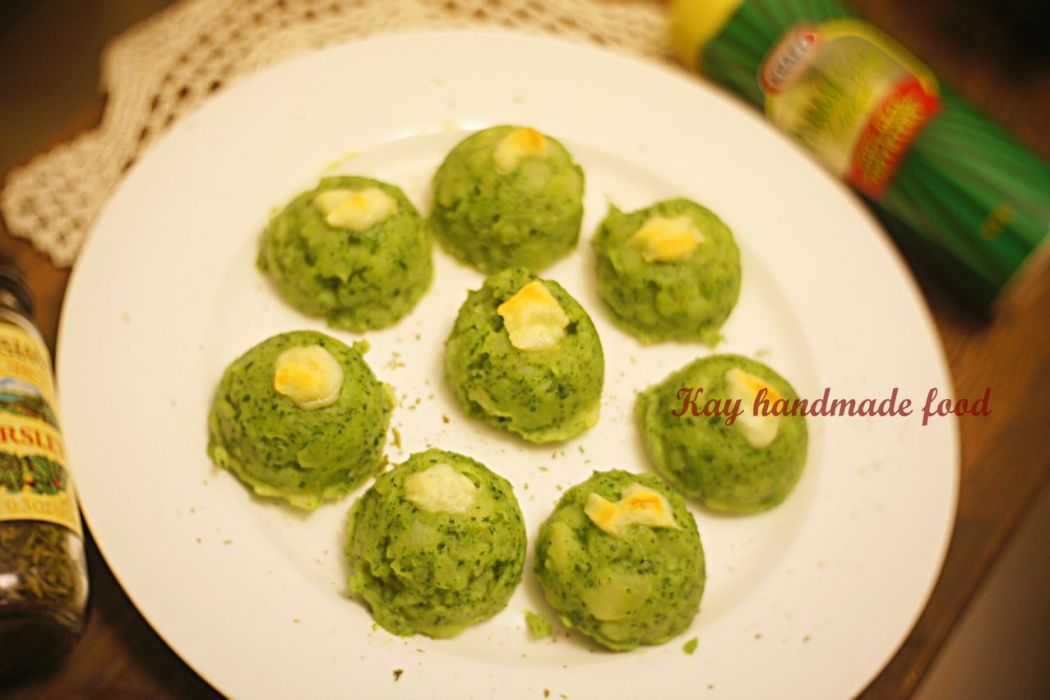 菠菜土豆泥 菠菜土豆泥