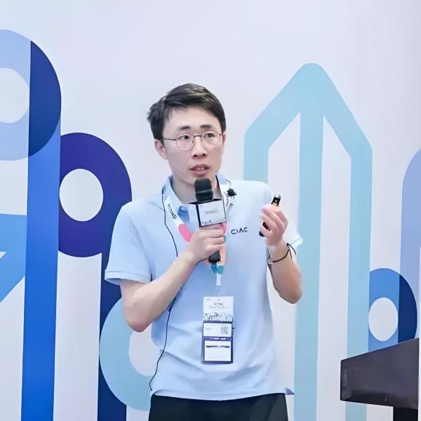 周信靜