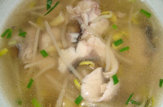 豆芽魚片湯 豆芽魚片湯