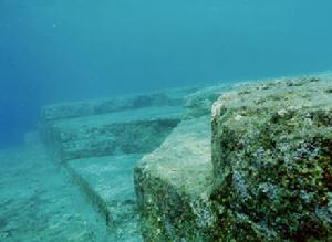 沉入海底的古代人類遺址