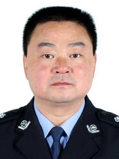 陳洪(四川省成都市蒲江縣公安局黨委委員、副局長、二級警長) 陳洪(四川省成都市蒲江縣公安局黨委委員、副局長、二級警長)