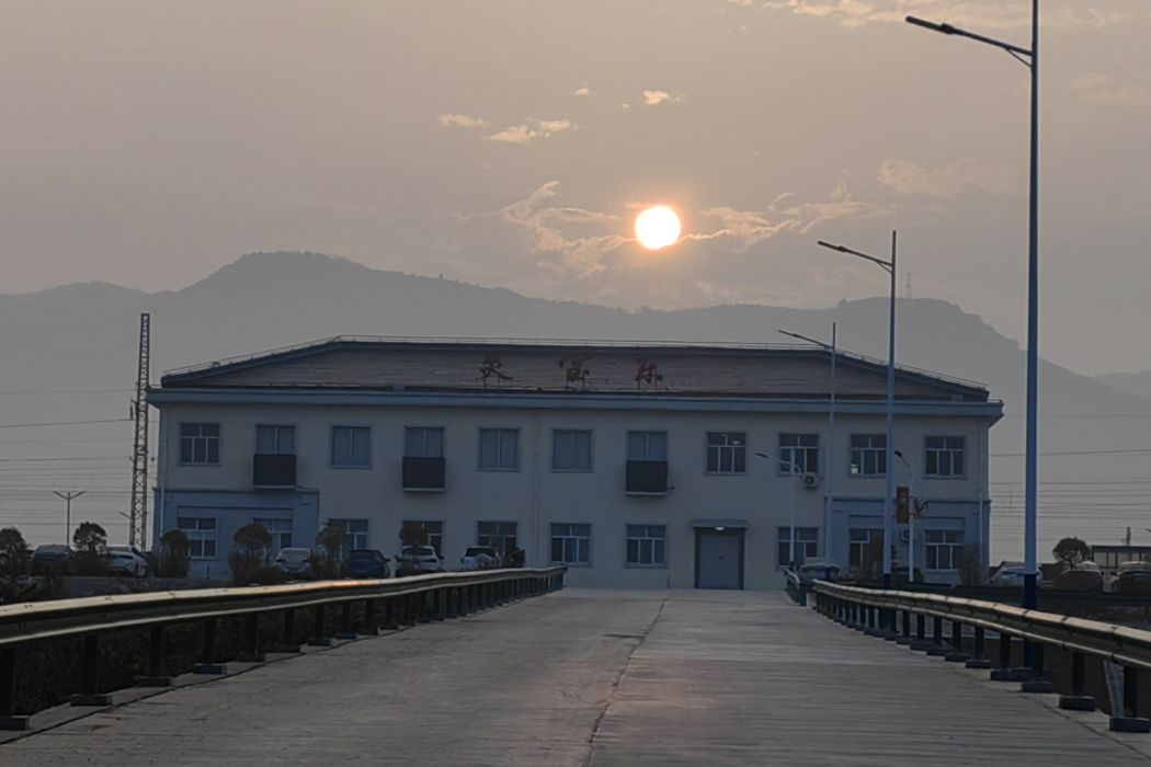 靈寶東站 靈寶東站