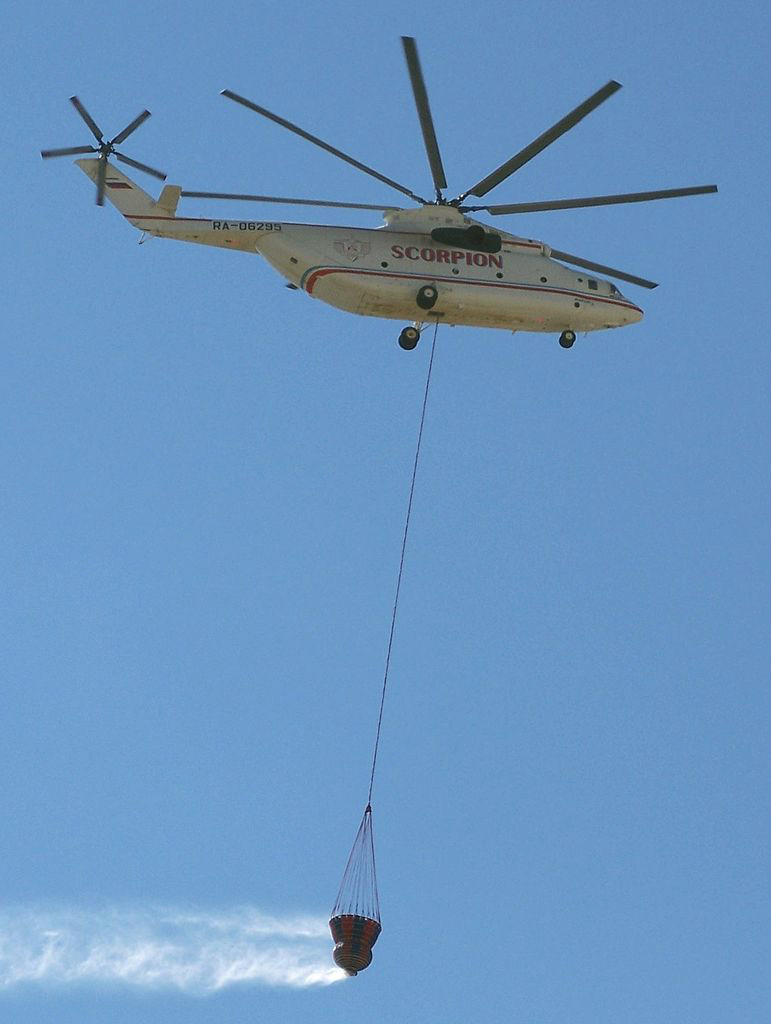 2007年，在希臘執行森林滅火任務的米-26T