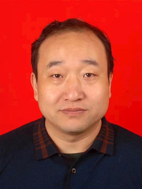 胡玉強(山西省晉中市祁縣古縣鎮黨委委員、紀檢書記) 胡玉強(山西省晉中市祁縣古縣鎮黨委委員、紀檢書記)
