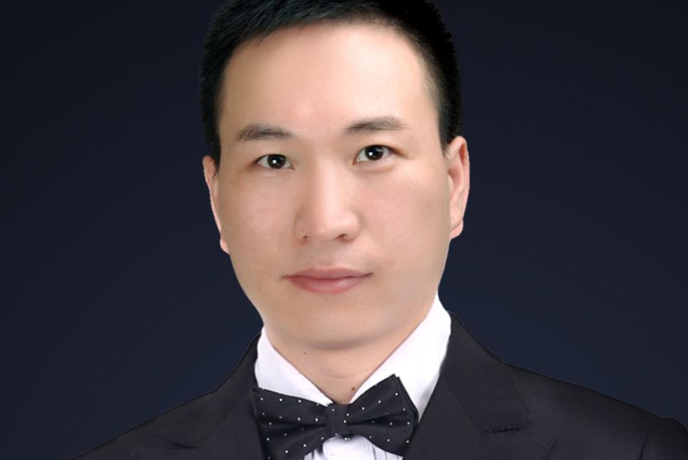 榮新華 榮新華
