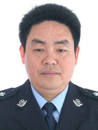 李印(安徽省阜陽市潁州區政府副區長、區公安分局黨委書記、局長) 李印(安徽省阜陽市潁州區政府副區長、區公安分局黨委書記、局長)