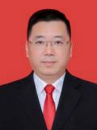 徐學鋒(四川省眉山市東坡區人民政府副區長、區公安分局黨委書記、局長) 徐學鋒(四川省眉山市東坡區人民政府副區長、區公安分局黨委書記、局長)